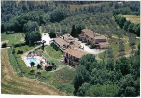 Гостиница Agriturismo Fornace - Il Pino  Коллаццоне
